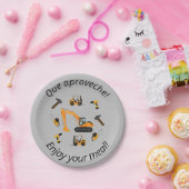 グレー建築をテーマにした誕生日ボーイバイリンガル ペーパープレート (パーティー)