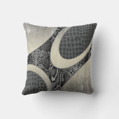 グレー抽象芸術スネークスキクロックピロー クッション (裏面)