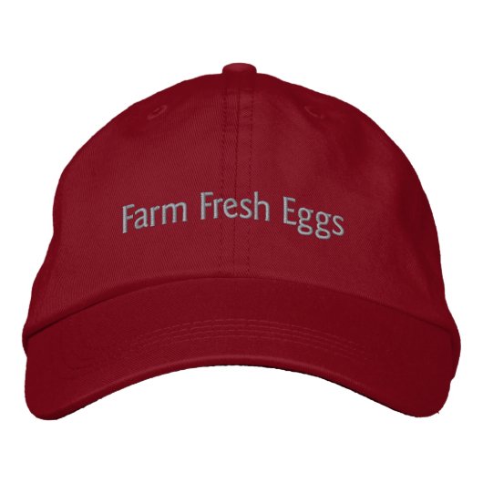 グレー文字のFarm Fresh Eggs 刺繍入りキャップ (正面)
