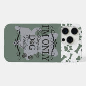 グレー犬のCase-Mate iPhoneケース iPhone 15 Pro Maxケース (裏面横)