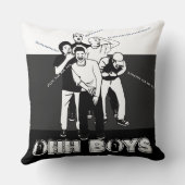 グレー白黒の男の子が笑い声をあげる クッション (裏面)