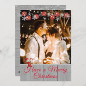 グレー素朴ウッドレッド小妖精や小人ファミリーフォトクリスマス シーズンカード (正面/裏面)