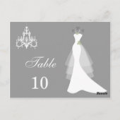 グレー結婚のテーブル番号にシャンデリアのガウン ポストカード (裏面)