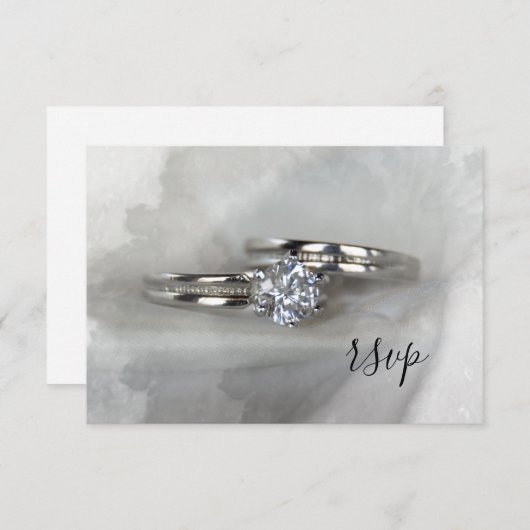 グレー結婚RSVPカード上のダイヤモンドのリングや輪 出欠カード (正面/裏面)