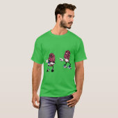 グレー背景のカリフォルニア・レーズン Tシャツ (正面フル)