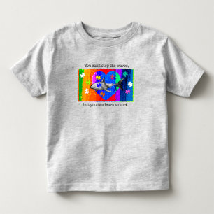 グレー自閉症サメ 5/6T トドラーTシャツ