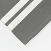 グレー航海のホワイトボート名ボーティングイラストレーション フリースブランケット (角)