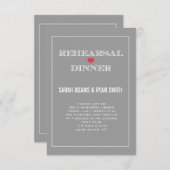 グレー赤いハート結婚のリハーサルディナー招待状 招待状 (正面/裏面)