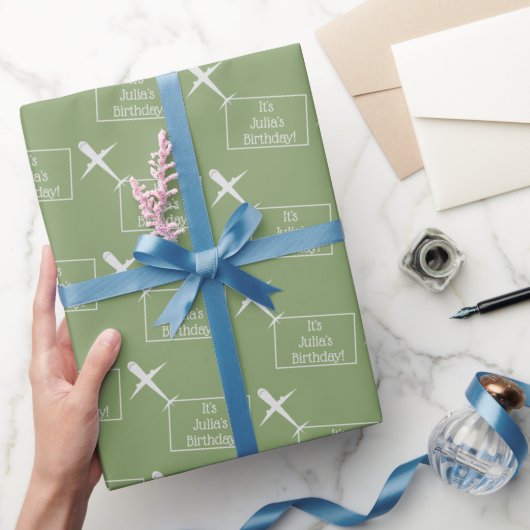 グレー飛んでいるグカスタムリーの飛行機誕生日国旗 ラッピングペーパー (ギフト)