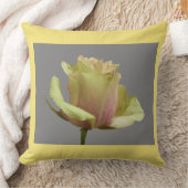 グレー+お客様の黄色のバラ。色縁ど枕 クッション (ブランケット)