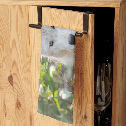 グレー・ウルフ、カナダ動物写真 キッチンタオル (三つ折り)