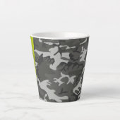 グレー カモフラージュ 名前入り オリジナル カフェラテマグ (正面)