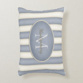 グレー&クリームズストライプズオーバルフレームモノグラム アクセントクッション (正面(垂直))