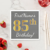 グレー、フェイク金ゴールド85番目の誕生日+名前をカスタムする スタンダードランチョンナプキン (インサイチュ)