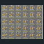 グレー、フェイク金ゴールド「HAPPY 40th BIRTHDAY」 ラッピングペーパー<br><div class="desc">このラッピング紙デザインは、「HAPPY 40th BIRTHDAY」のようなメッセージを特徴とし、「40th」は金ゴールドの模倣の外観を持つフェイク。また、名前をカスタムすると灰色（灰色）の背景を備えている。40歳の誕生日に贈り物を包む与え際に使われるかもしれない。[～Z0000187]</div>