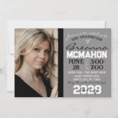 グレー、ブラック、ホワイトの卒業写真招待状 招待状 (正面)