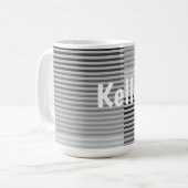 グレー、ブラック、白のストライプ コーヒーマグカップ (正面左)