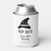 グレー ブラック RIP 30's 40歳の誕生日 魔法使いの帽子 ハロウィン 缶クーラー (缶正面)