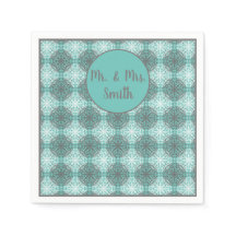 グレー、ブルー、ホワイトレースモノグラムのシェード