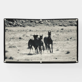 グロメットが付いているユタの旗の野生の馬 横断幕