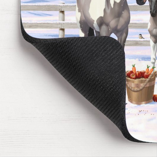 グロラピントグレ絵を描イーホースオンザウィンターファーム マウスパッド (コーナー)