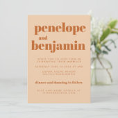 グローウィー レトロ 70年代 ブラウンとサンドのウェディングデザイン 招待状 (スタンド正面)