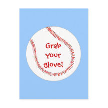 グローブベースボールバースデーパーティーの招待状を手に入れる