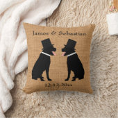 グロームズブラックラブラドールパーソナライズされたゲイ結婚ズ クッション (ブランケット)