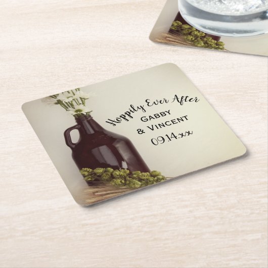 グローラー、ホップとデイジーブルワリー結婚ズ スクエアペーパーコースター (アングル)