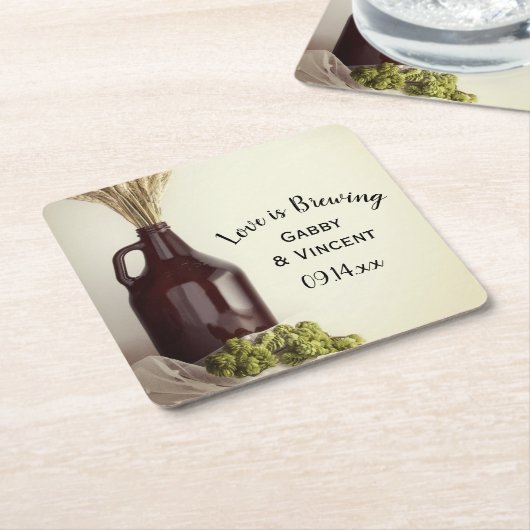 グローラー、ホップと小麦結婚醸造所 スクエアペーパーコースター (アングル)