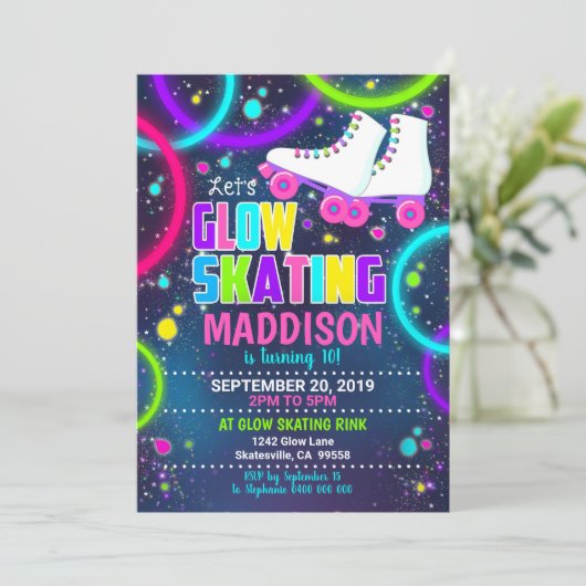 グローローラスケート招待状ローラスケートで滑るパーティー 招待状 (スタンド正面)