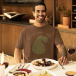 グールド慈悲秋秋グラフィック Tシャツ<br><div class="desc">この小さなグラフィックティーで秋の服装におもしろいを追加する。GOURD HAVE MERCY BEEN遊 of autumn gourdのイラストレーション以上のスローガンを言葉で表したもの。グラフィックと文字は動揺して、ヴィンテージルックのための擦り切れたスタイルを持つ。秋野菜イラストレーションは感謝祭や他の秋の大事な行事に最適。</div>