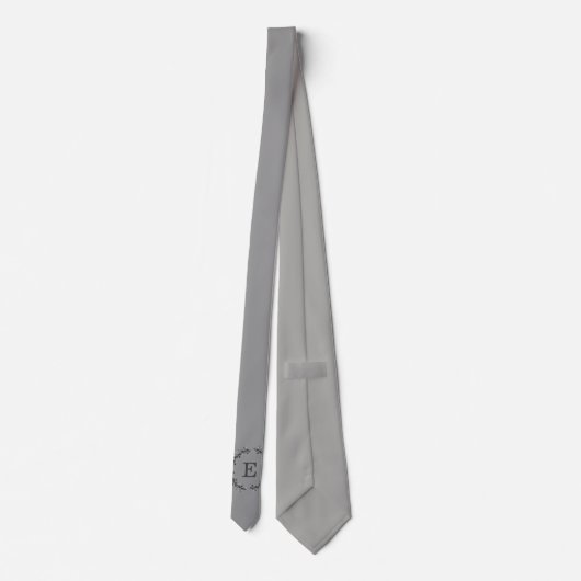 グ無地のレクラシックーフォーマルイニシャルレターモノグラム ネクタイ (裏面)