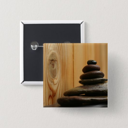 ケアン瞑想の石と木材 缶バッジ (正面&裏面)