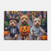 ケアン・テリアのハロウィンコスチューム ドアマット (正面)