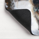 ケアン・テリアは雪のクリスマスを過ごした マウスパッド (コーナー)