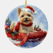 ケアン・テリア犬のソリでそれを雪のクリスマスに許可 セラミックオーナメント (裏面)