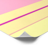 ケイティデザインピンクと滑らかなクリームレタリング ポスター (角)