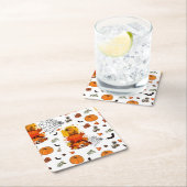 ケイピバラ・ハロウィーン。カボチャ魔女。 スクエアペーパーコースター (インサイチュ)