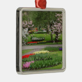 ケウケンホフガーデンズ，オランダ メタルオーナメント (右)