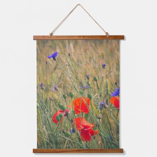 ケシとトウモロコシの花を持つ小麦畑 吊り下げ型タペストリー (正面)