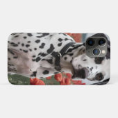 ケシ畑に眠っているハンサムなダレメーションドッグ。 Case-Mate iPhoneケース (裏面(横))