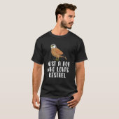 ケストレルを愛する少年 Tシャツ (正面フル)
