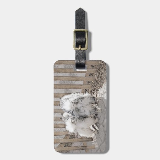 ケスホンズアットザゲート絵画ズ – オリジナルドッグアート ラゲッジタグ (正面縦)