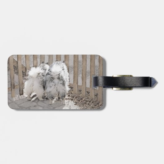 ケスホンズアットザゲート絵画ズ – オリジナルドッグアート ラゲッジタグ (裏面横)