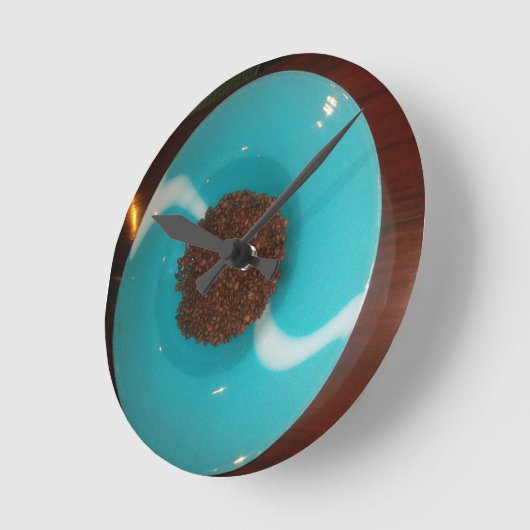 ケニアのコーヒー豆シアン ラウンド壁時計 (傾斜)