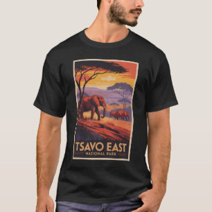 ケニアのツァボ東国立公園のイラスト旅行 Tシャツ