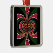 ケニアトラベルギフト – ハグ&キスデザイン メタルオーナメント (右)