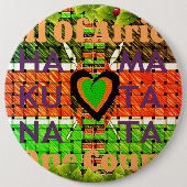 ケニアハクナマタタ 缶バッジ (正面)