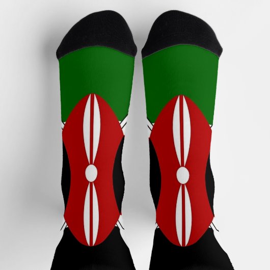ケニア地球に優し国旗を持つ男性の乗組員ソックス ソックス (上部)